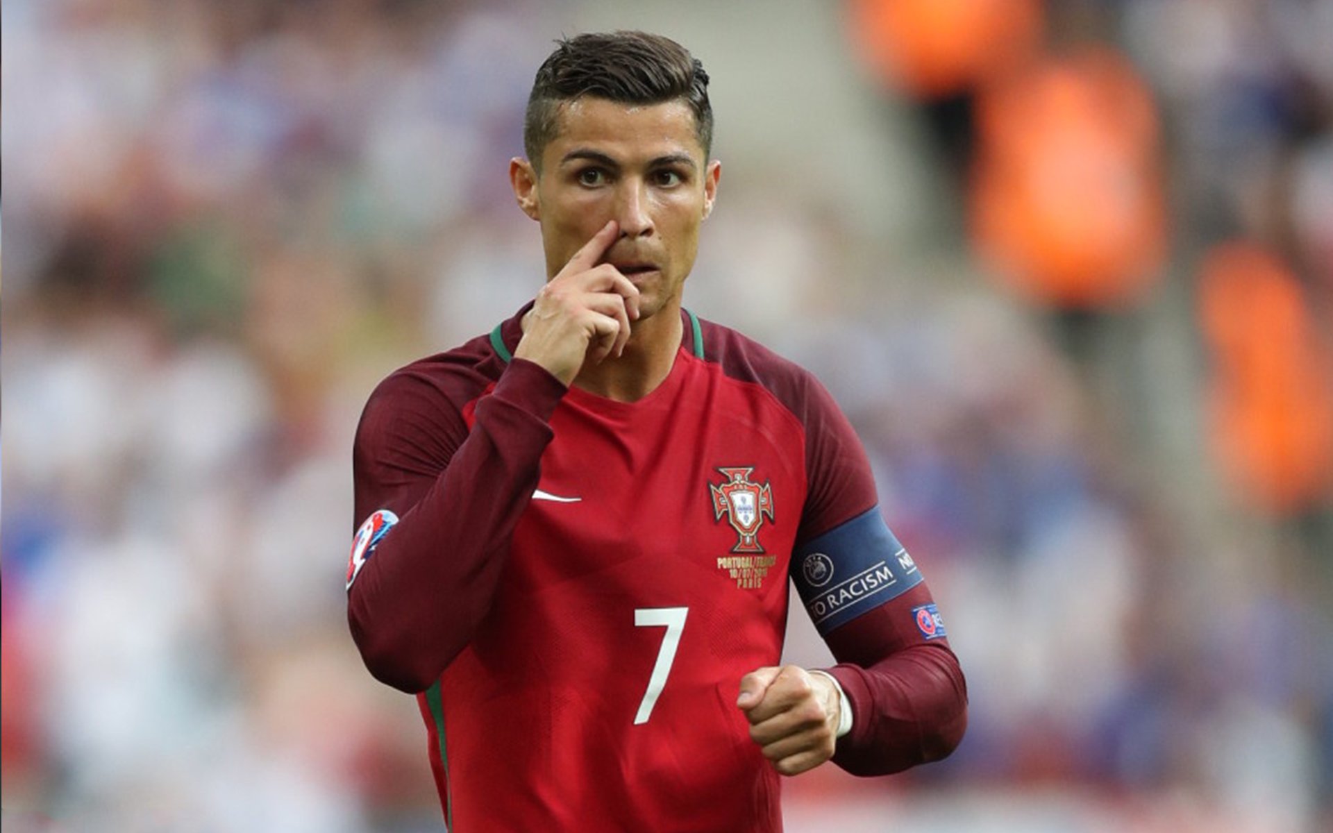 突尼斯希望防线失误导致致命失球，伊布吉普赛人